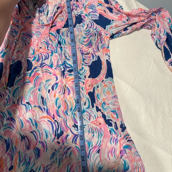 Lilly Pulitzer Women’s Blouse Size M Pink Blue Tropical Print Long Sleeve Top - Picture 4 of 5
